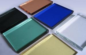 Clear float glass